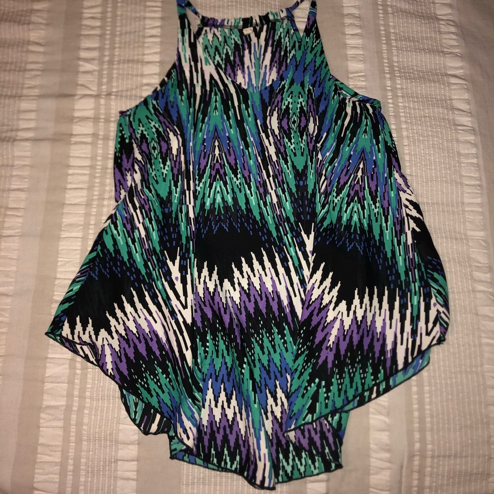 Tyche patterned top